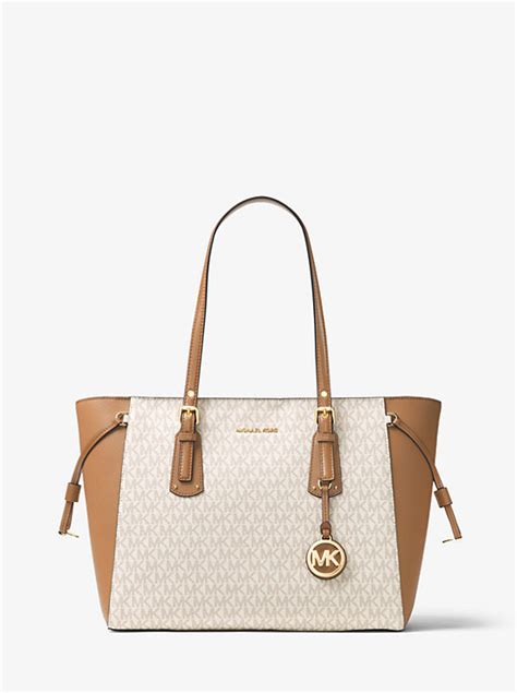 michael michael kors voyager medium logo tote style 30f8gv6t8b|Michael Kors voyager tote sale.